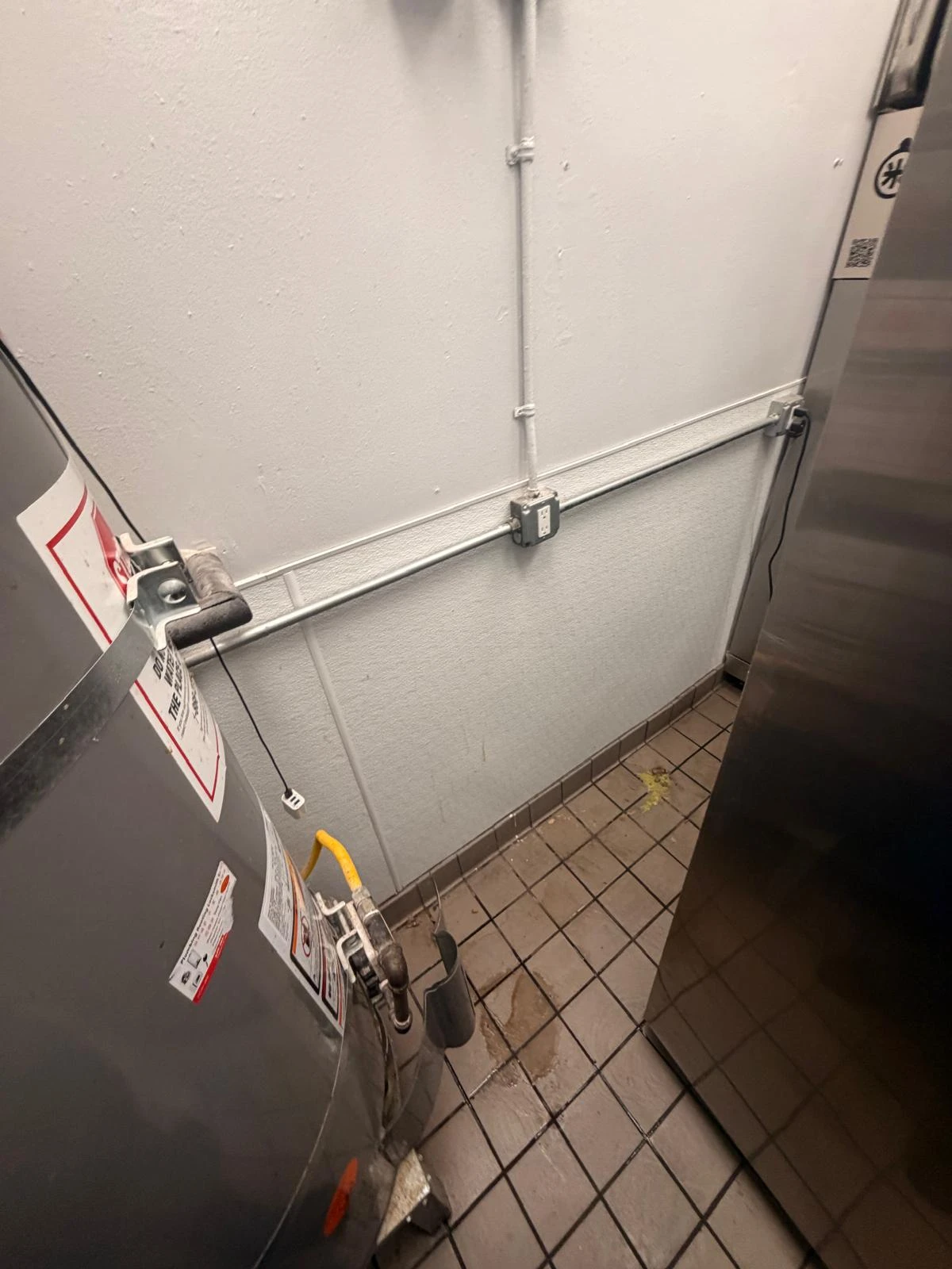 Commercial Kitchen Deep Cleaning in Buena Park, CA -- photo 11 by Zeus Cleaning Service